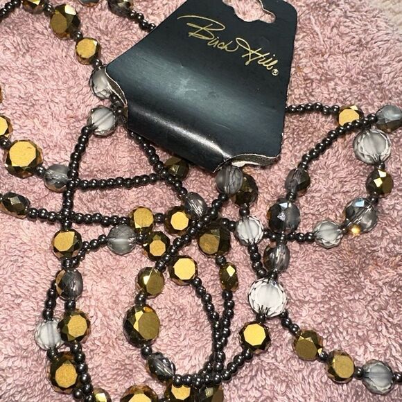 NWTs Long Beaded Necklace - Picture 3 of 3